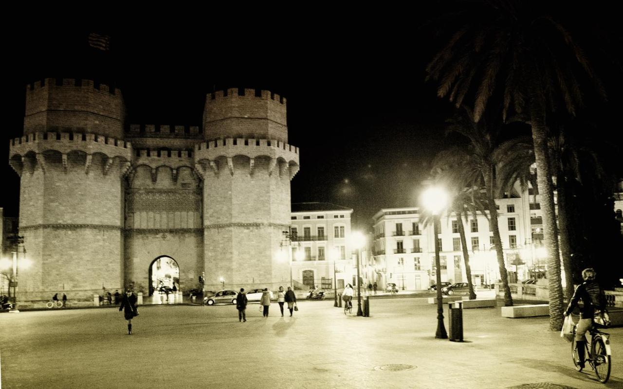 Valenciaflats Torres De Serrano Bagian luar foto
